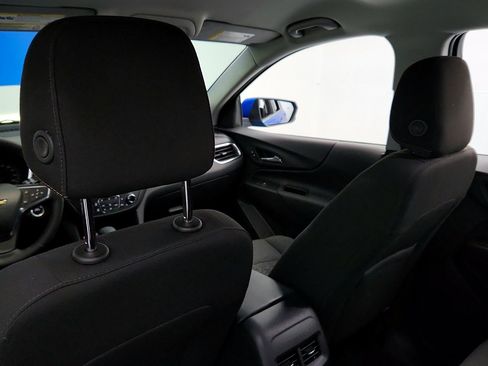 Certified 2024 Chevrolet Equinox LT FWD image 24