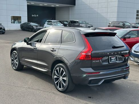 Used 2025 Volvo XC60 B5 Plus AWD/4WD image 6