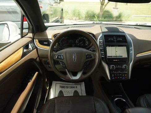 Used 2016 Lincoln MKC Reserve w/ Lincoln MKC Climate Package FWD image 22