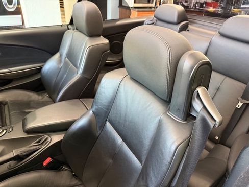 Used 2006 BMW 650i Convertible RWD image 12