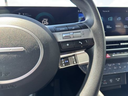 Used 2025 Hyundai Sonata SEL FWD image 29