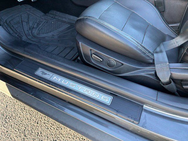 Used 2019 Ford Mustang Premium RWD image 25