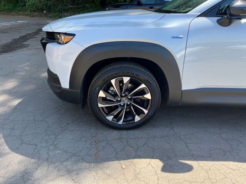 Used 2025 MAZDA CX-50 2.5 Hybrid w/ Premium Plus Pkg image 32