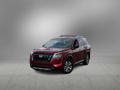 Used 2022 Nissan Pathfinder SL w/ SL Black Package
