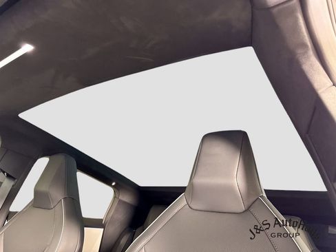 Used 2024 Tesla Cybertruck Cyberbeast AWD/4WD image 16