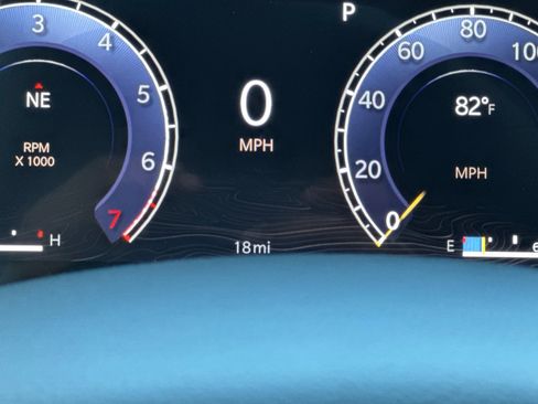 New 2025 Jeep Grand Cherokee L Altitude image 26