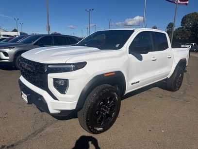 New 2025 GMC Canyon Elevation w/ Convenience Package