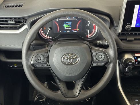 Used 2024 Toyota RAV4 XLE image 20