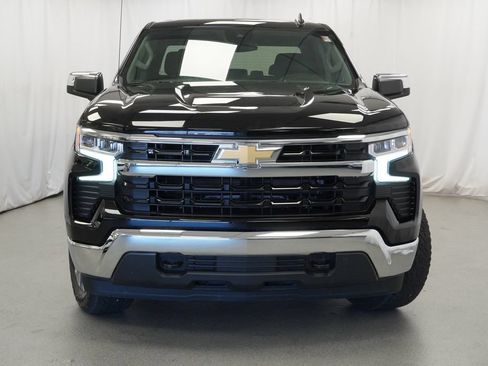 Used 2023 Chevrolet Silverado 1500 LT AWD/4WD image 40