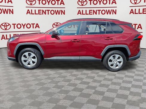 Used 2020 Toyota RAV4 LE AWD/4WD image 4