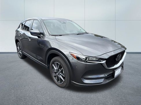 Used 2018 MAZDA CX-5 Touring w/ Preferred Equipment Package AWD/4WD image 3