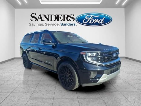Used 2025 Ford Expedition Max Platinum w/ Driver's Package AWD/4WD image 1