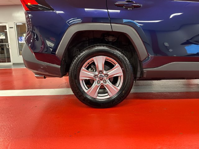 Certified 2025 Toyota RAV4 XLE AWD/4WD image 30
