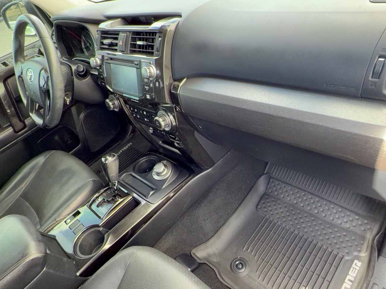 Used 2019 Toyota 4Runner Limited AWD/4WD image 31