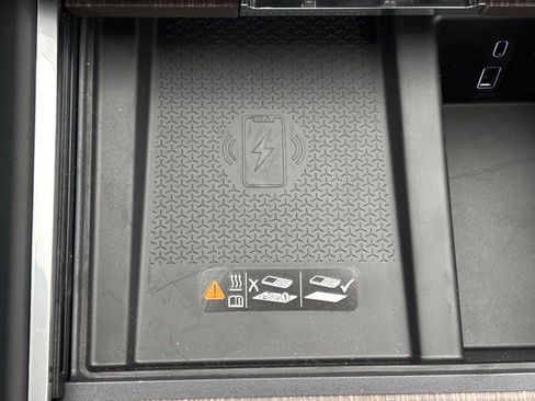 New 2026 GMC Acadia Denali w/ Super Cruise Package image 36