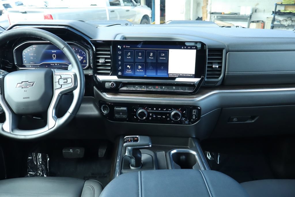 Used 2024 Chevrolet Silverado 1500 LT Trail Boss w/ Convenience Package II AWD/4WD image 28