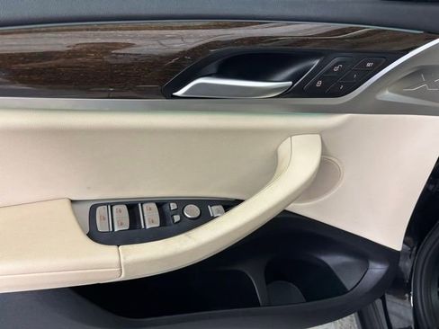 Used 2020 BMW X3 sDrive30i w/ Premium Package image 11