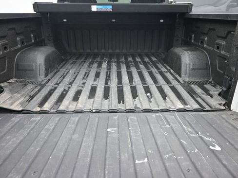 Used 2025 Chevrolet Silverado 1500 LT w/ Z71 Off-Road Package image 9