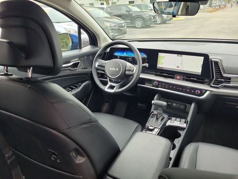 Certified 2025 Kia Sportage SX image 13