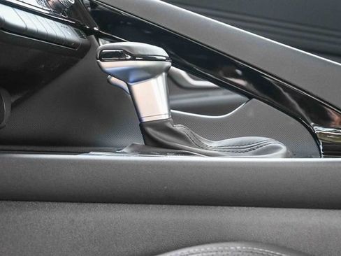 New 2026 Hyundai Elantra Limited FWD image 23