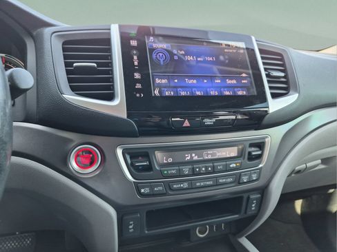 Used 2016 Honda Pilot EX-L image 11