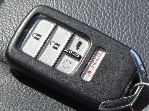 Used 2021 Honda Pilot Special Edition image 34