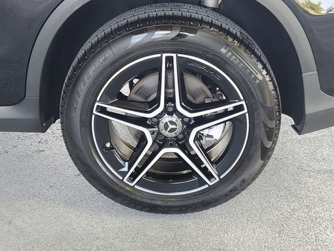 Used 2022 Mercedes-Benz GLC 300 image 7