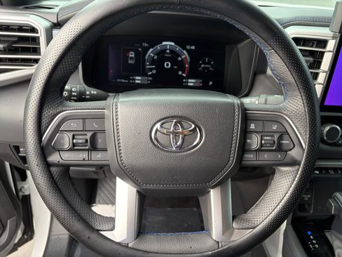 Used 2025 Toyota Tundra Platinum w/ TRD Off-Road Package AWD/4WD image 12