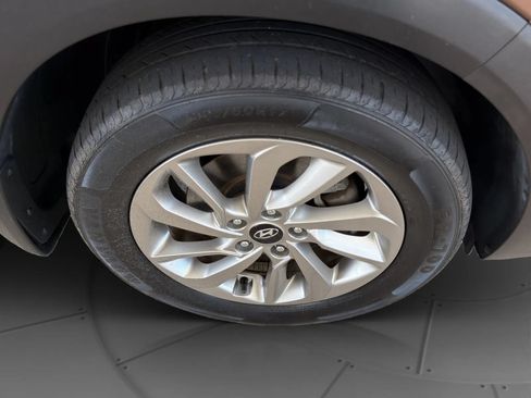 Used 2017 Hyundai Tucson SE w/ SE Popular Package 02 FWD image 20