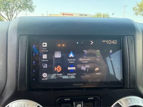 Used 2014 Jeep Wrangler Unlimited Sahara AWD/4WD image 28