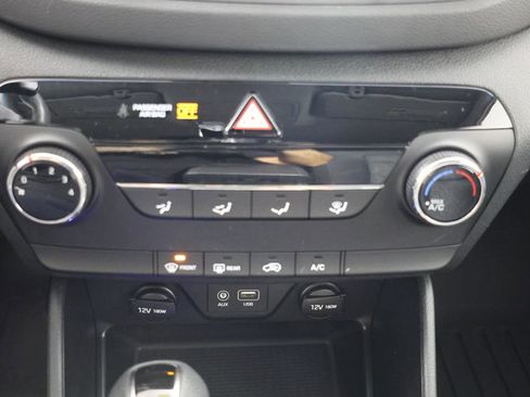 Used 2017 Hyundai Tucson SE image 18