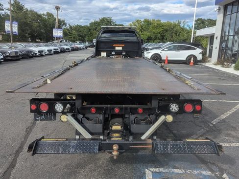Used 2019 Ford F650 2WD SuperCab Super Duty image 10