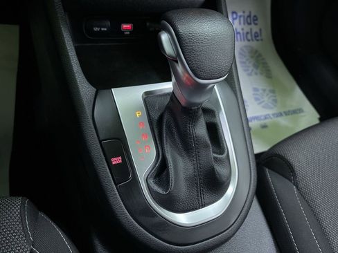 Used 2023 Kia Forte LXS w/ LXS Technology Package image 24