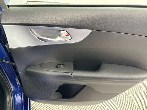 Used 2023 Kia Forte LXS FWD image 26