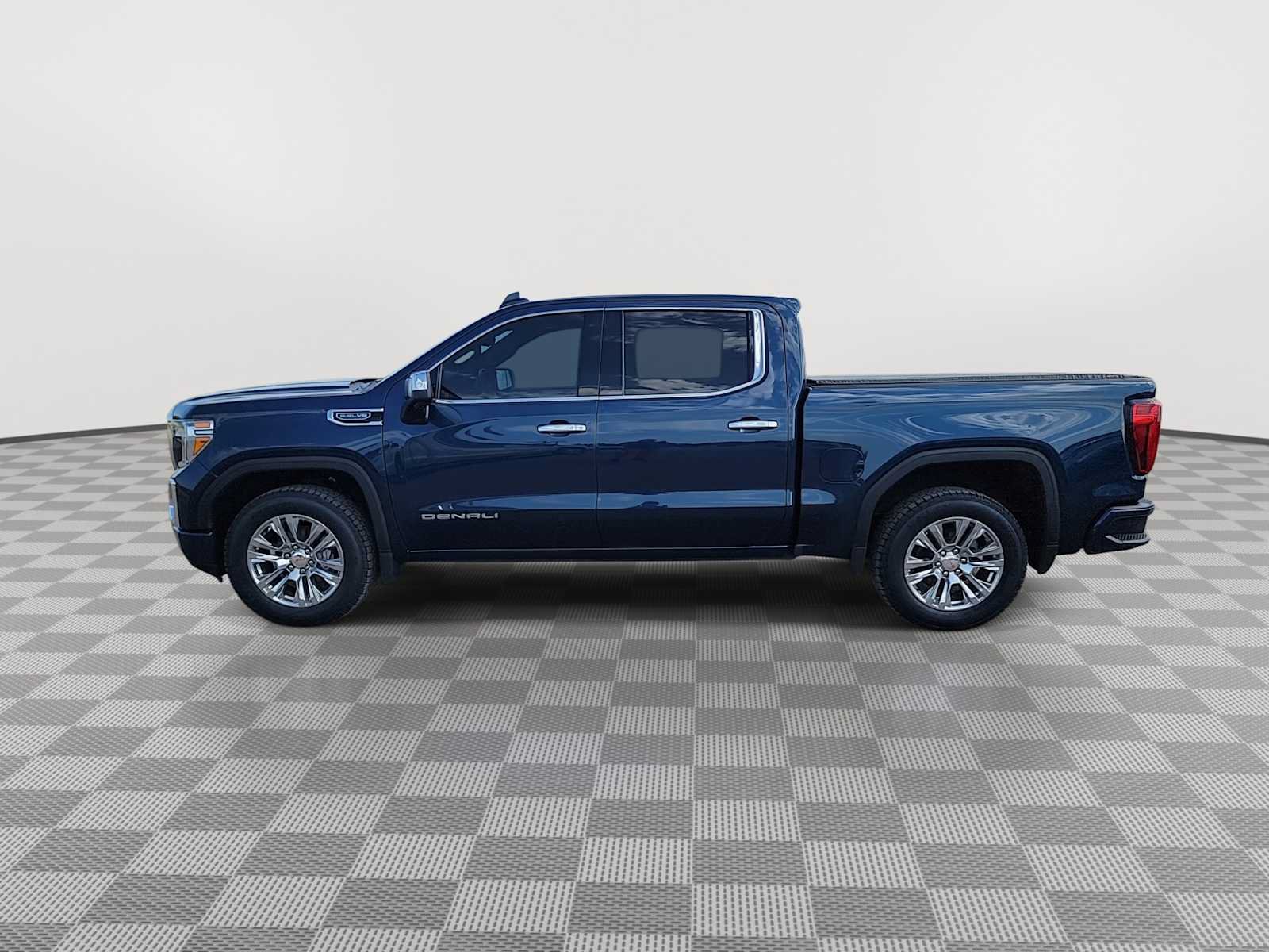 Used 2020 GMC Sierra 1500 Denali w/ Technology Package AWD/4WD image 5