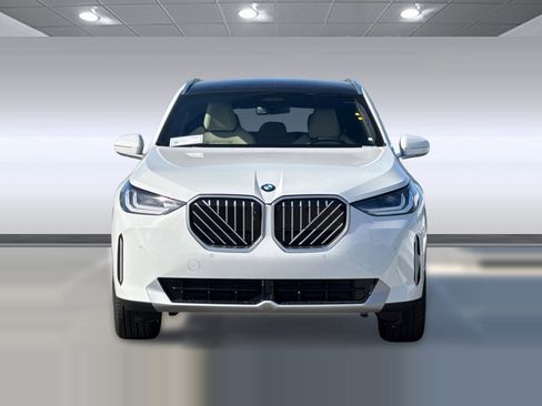 Used 2026 BMW X3 xDrive30 w/ Premium Package AWD/4WD image 6