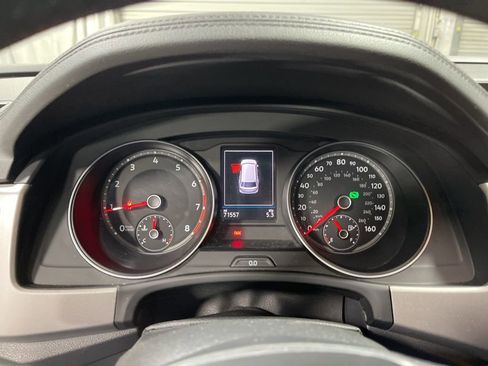Used 2019 Volkswagen Atlas SE FWD image 25