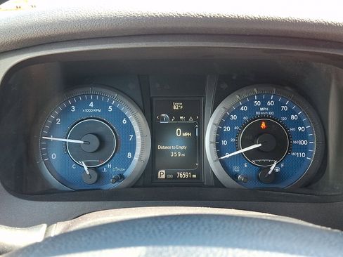 Used 2020 Toyota Sienna LE FWD image 19