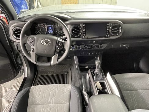 Used 2023 Toyota Tacoma TRD Off-Road AWD/4WD image 12