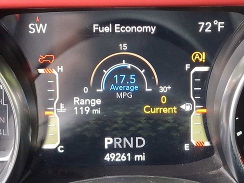 Used 2022 Jeep Wrangler Unlimited Rubicon w/ Cold Weather Group image 22