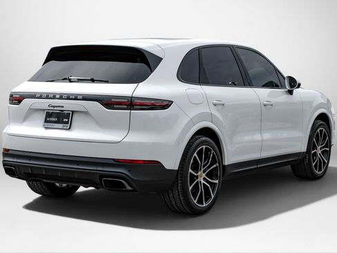 Used 2021 Porsche Cayenne AWD/4WD image 6