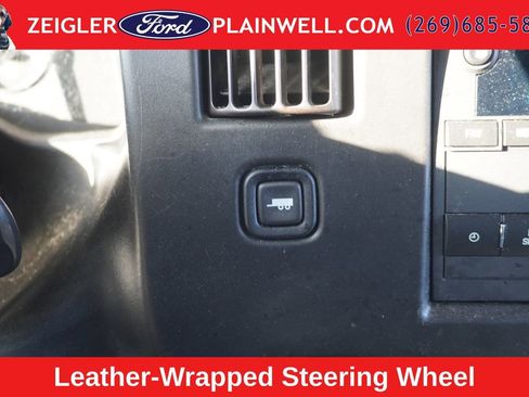 Used 2021 Chevrolet Express 2500 w/ Driver Convenience Package RWD image 14