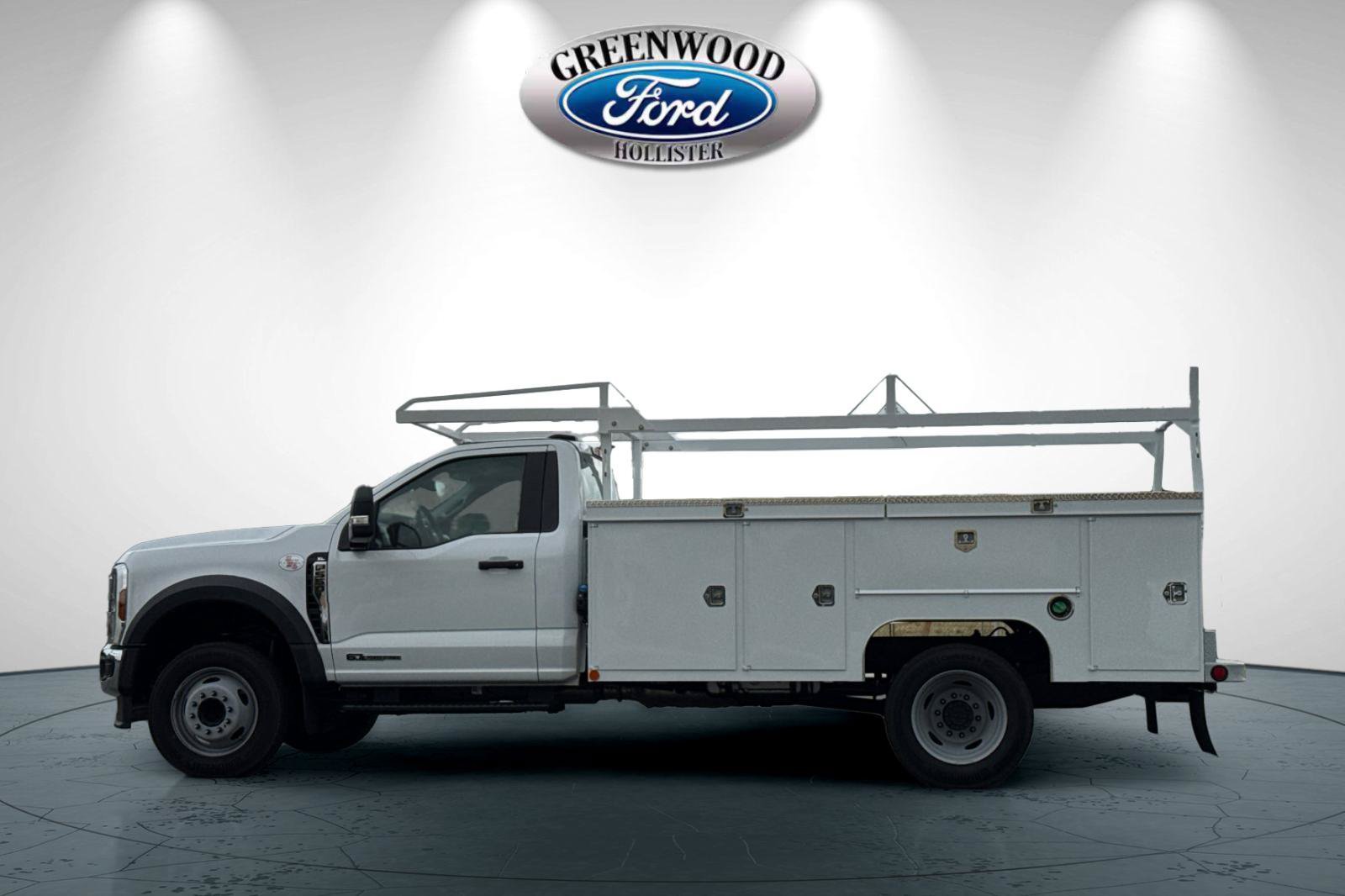 New 2026 Ford F550 2WD Regular Cab Super Duty image 7