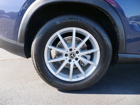 Used 2024 Mercedes-Benz GLE 350 4MATIC image 11