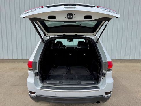 Used 2015 Jeep Grand Cherokee Limited AWD/4WD image 16