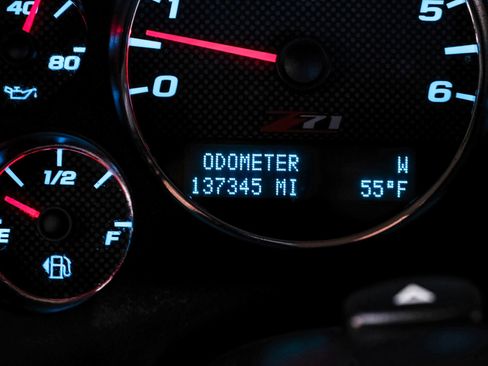 Used 2013 Chevrolet Avalanche LT w/ Suspension Package, Off-Road image 67