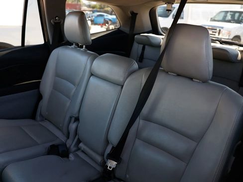 Used 2016 Honda Pilot EX image 15