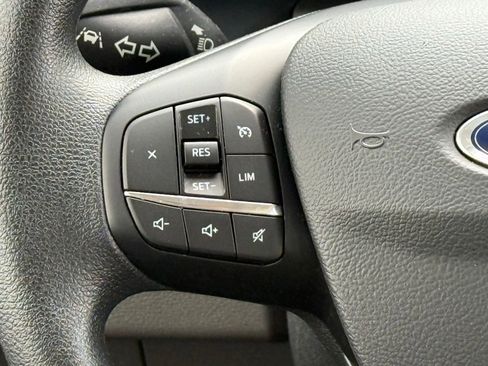 Used 2025 Ford Transit 350 XLT image 24