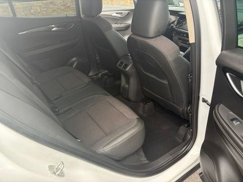 Used 2022 Buick Envision Preferred FWD image 35