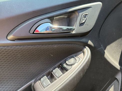 Used 2023 Chevrolet Malibu LT w/ LPO, Floor Liner Package FWD image 19